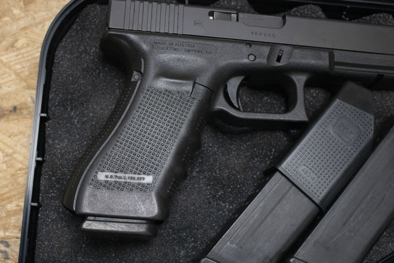GLOCK Glock 17 Gen4 9mm Police Trade-In Pistol with Three Magazines, Case, and Backstraps